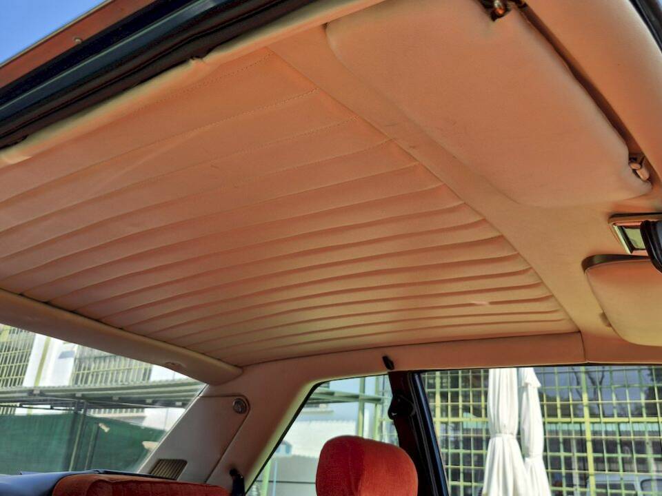 Afbeelding 50/62 van FIAT 130 Coupé (1972)