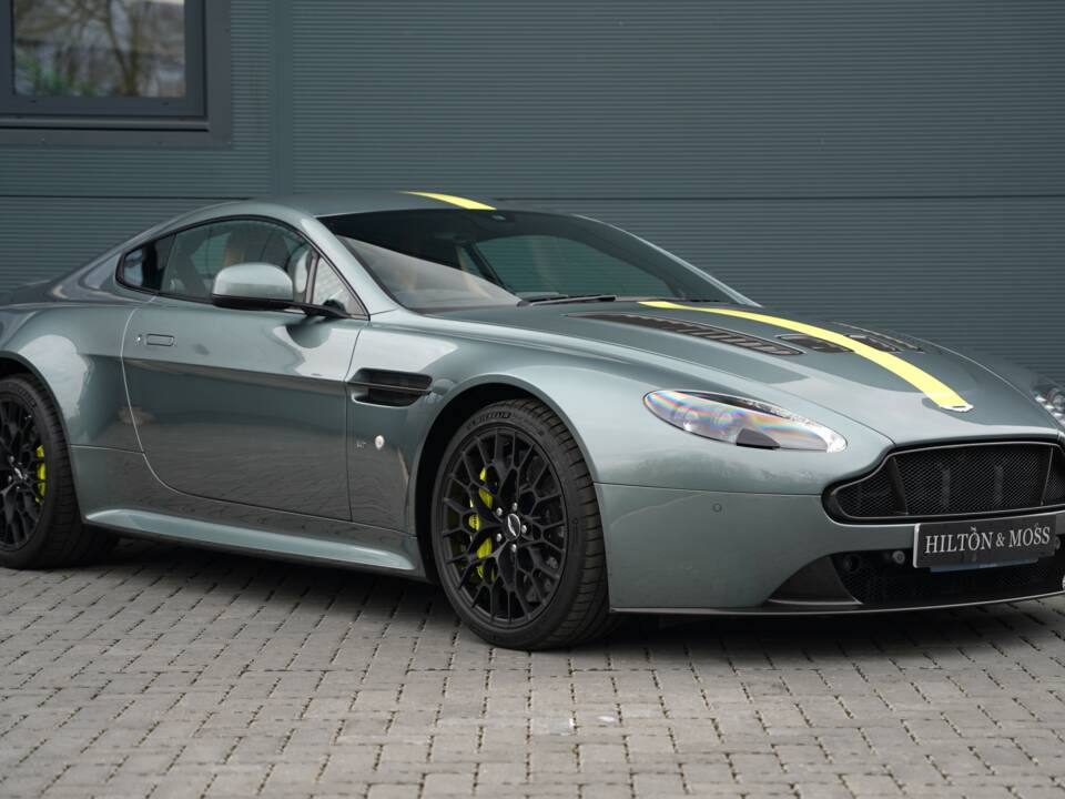 Bild 1/50 von Aston Martin V12 Vantage AMR (2017)