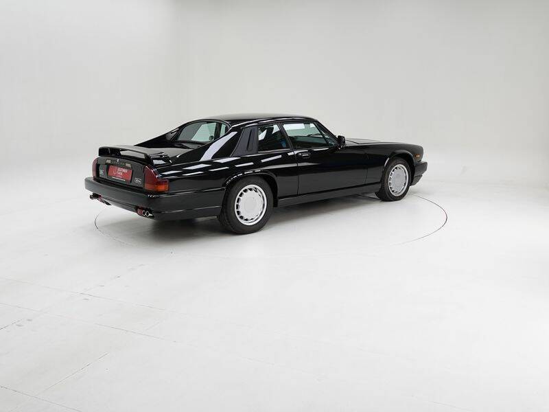 Image 2/15 of Jaguar XJRS 6.0 (1991)