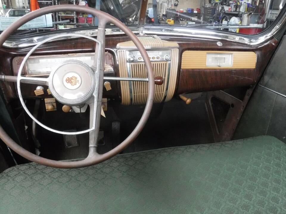 Image 36/50 of Packard 110 (1941)