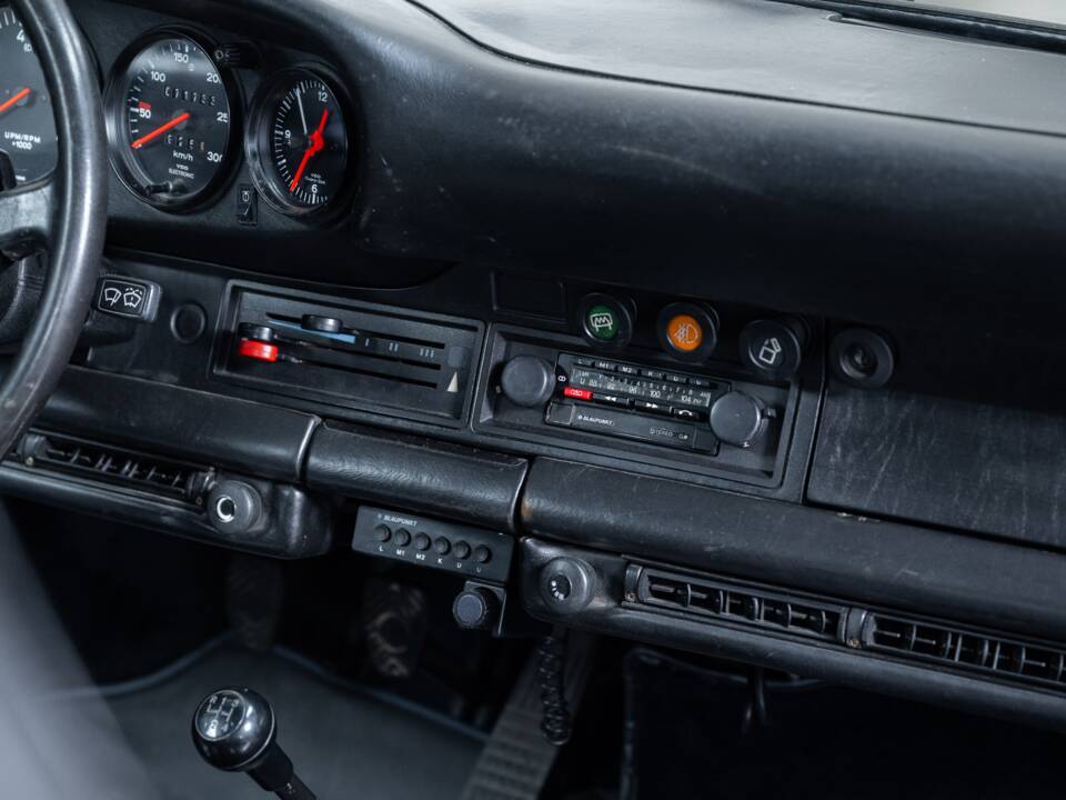 Afbeelding 33/44 van Porsche 911 Turbo 3.0 (1975)