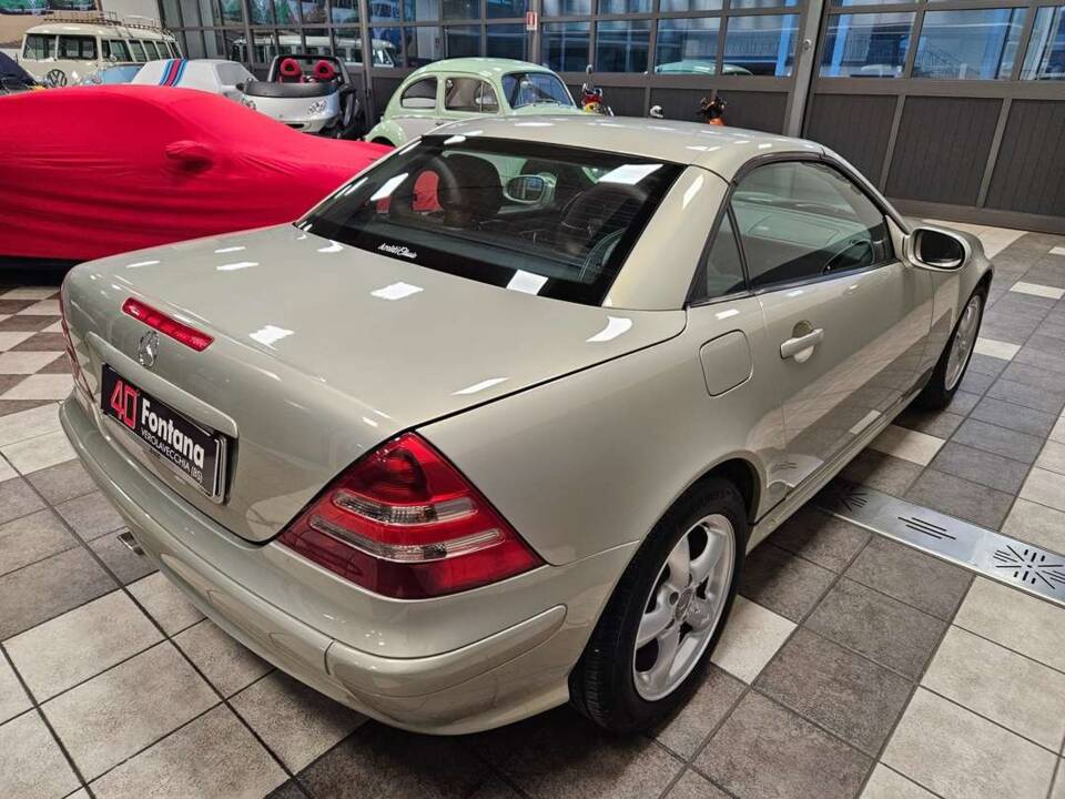 Bild 9/15 von Mercedes-Benz SLK 230 Kompressor (2000)