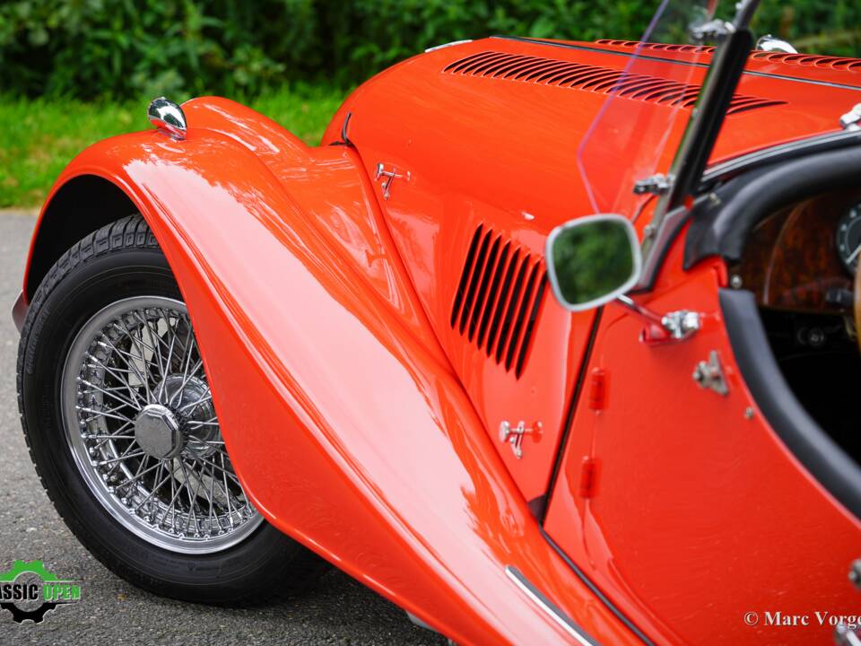 Image 43/49 of Morgan 4&#x2F;4 1600 (1986)