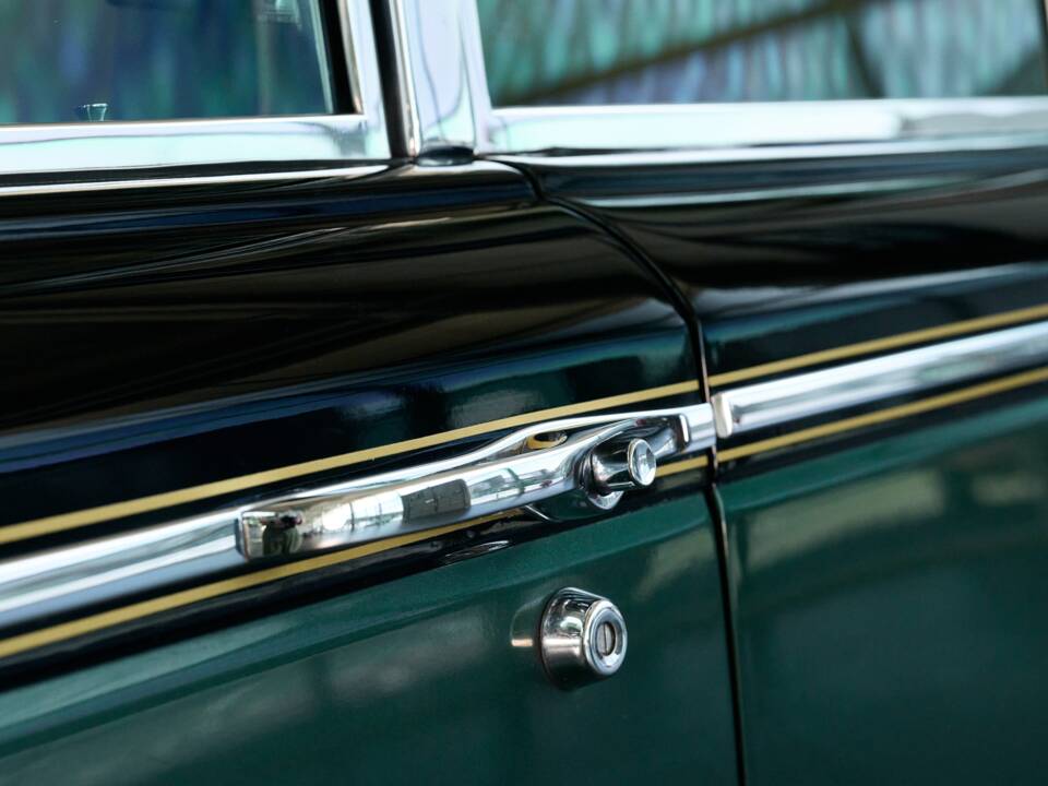 Imagen 10/50 de Rolls-Royce Silver Shadow II (1977)