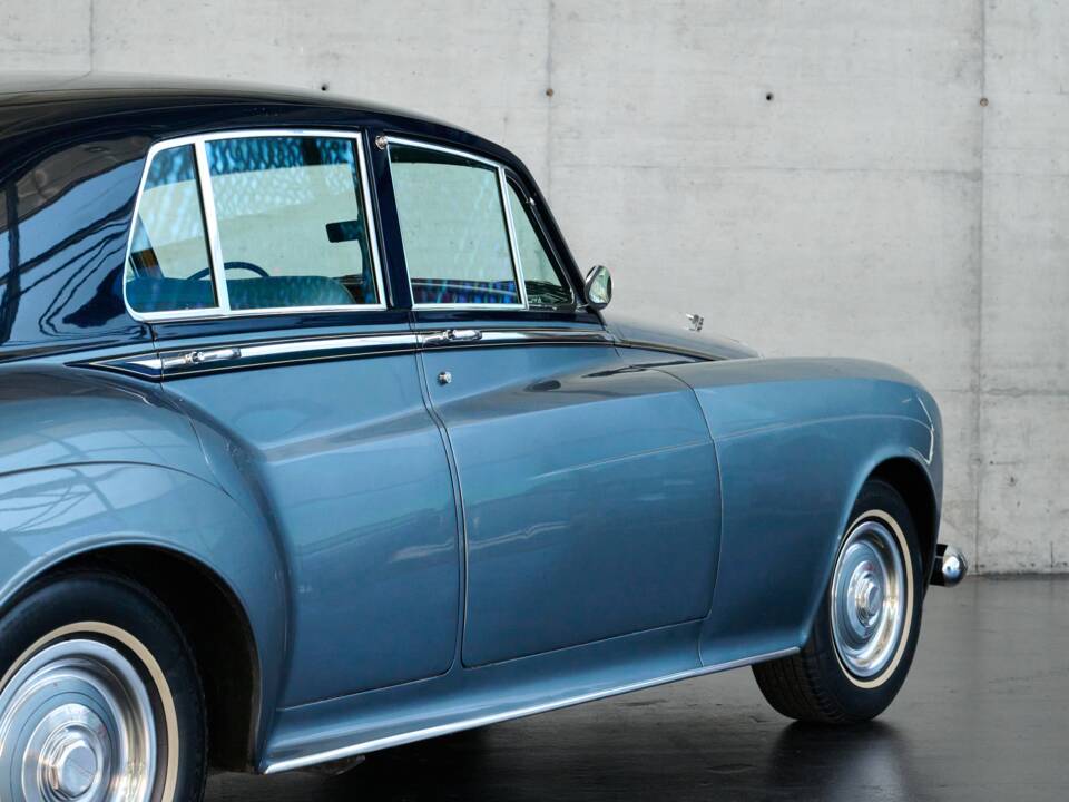 Image 35/50 of Bentley S 3 (1964)