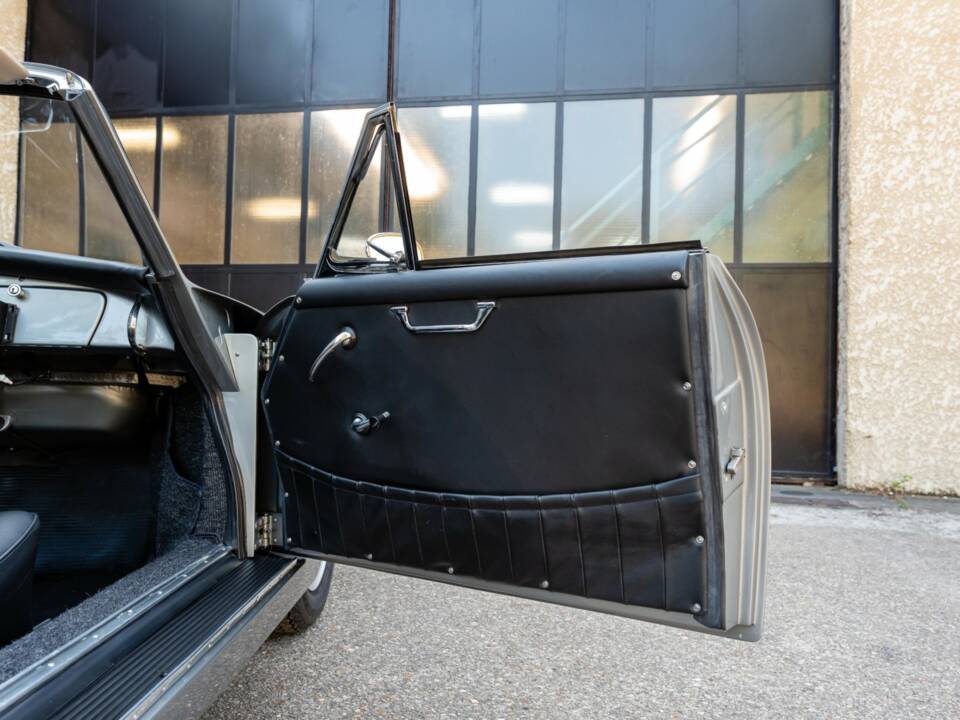 Bild 29/50 von Porsche 356 B 1600 (1962)