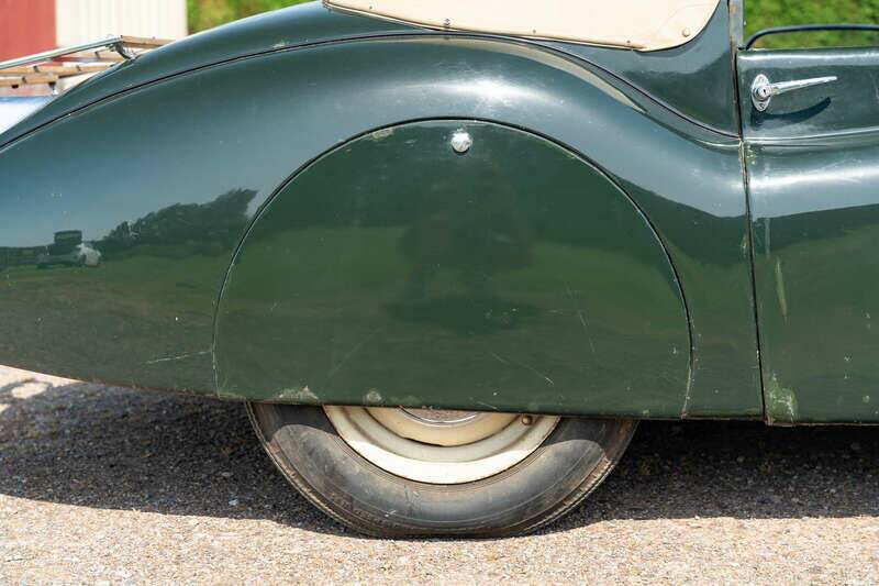 Image 12/50 of Jaguar XK 120 DHC (1954)