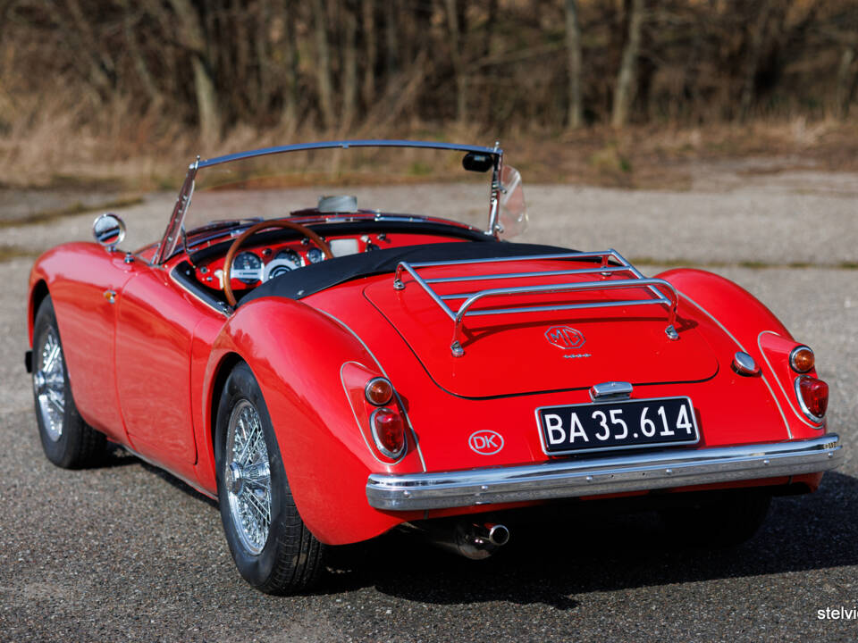 Afbeelding 9/43 van MG MGA 1600 (1960)