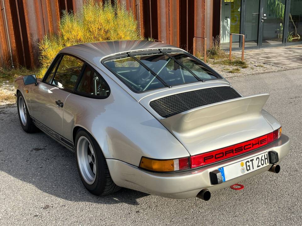 Afbeelding 13/62 van Porsche 911 Carrera 3.2 (1984)