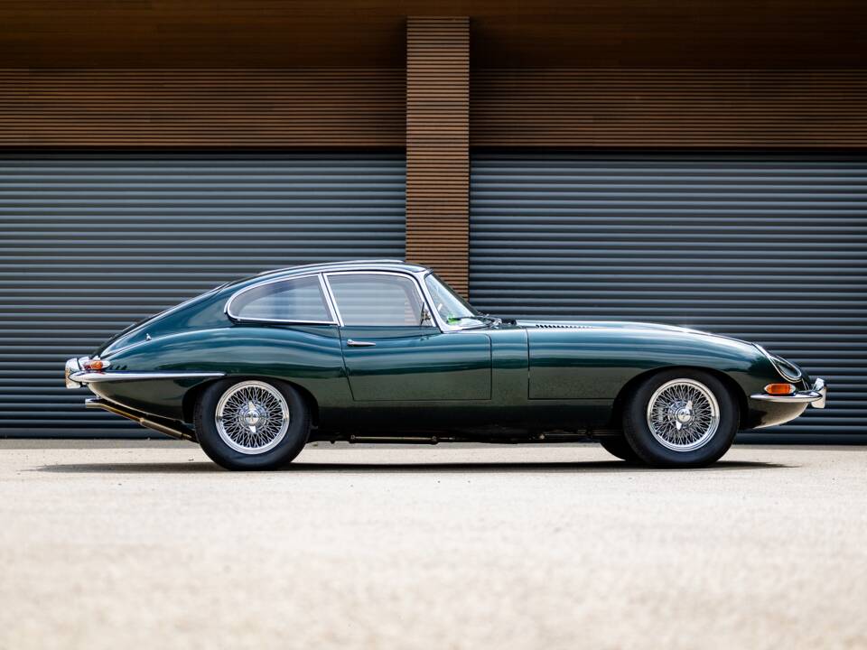 Bild 42/50 von Jaguar E-Type 4.2 (1965)
