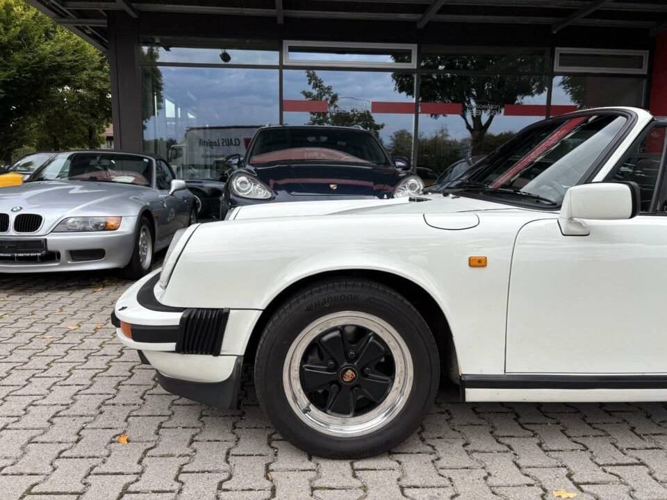 Bild 9/37 von Porsche 911 Carrera 3.2 (1985)