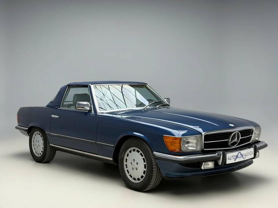 Image 3/23 of Mercedes-Benz 380 SL (1984)