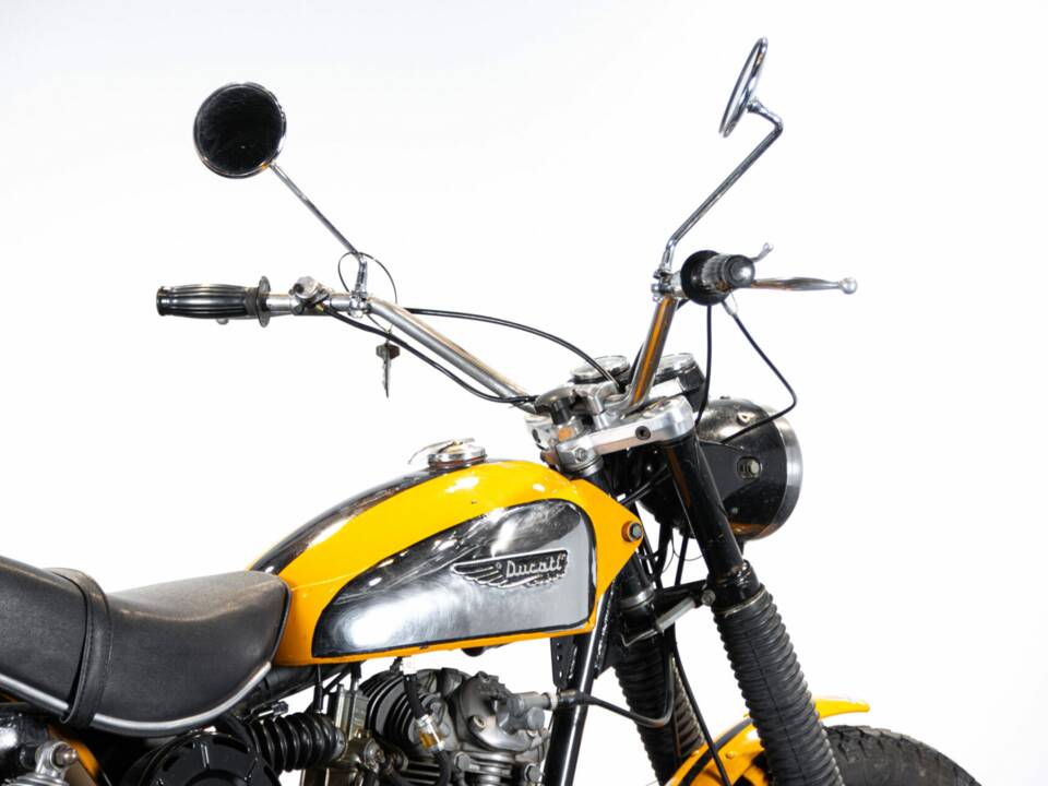 Bild 34/50 von Ducati 250 Scrambler (1971)