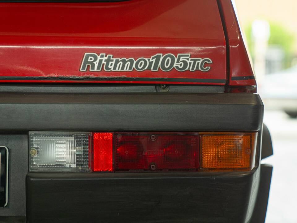 Immagine 9/50 di FIAT Ritmo 105 TC (1983)