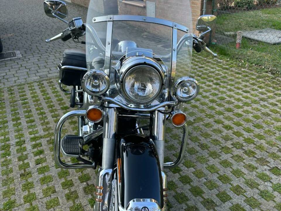 Imagen 3/10 de Harley-Davidson DUMMY (1998)