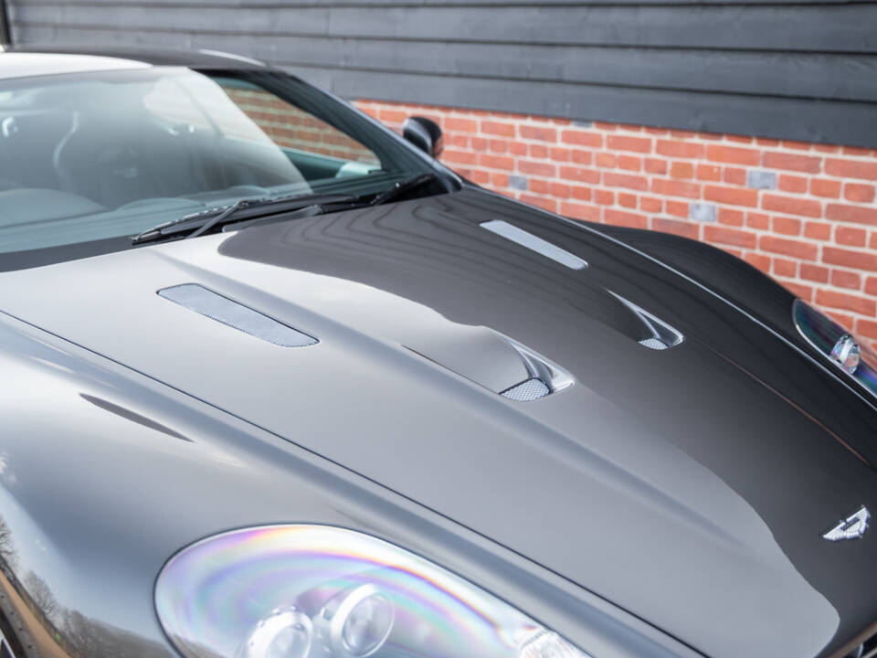 Bild 18/71 von Aston Martin DBS (2011)