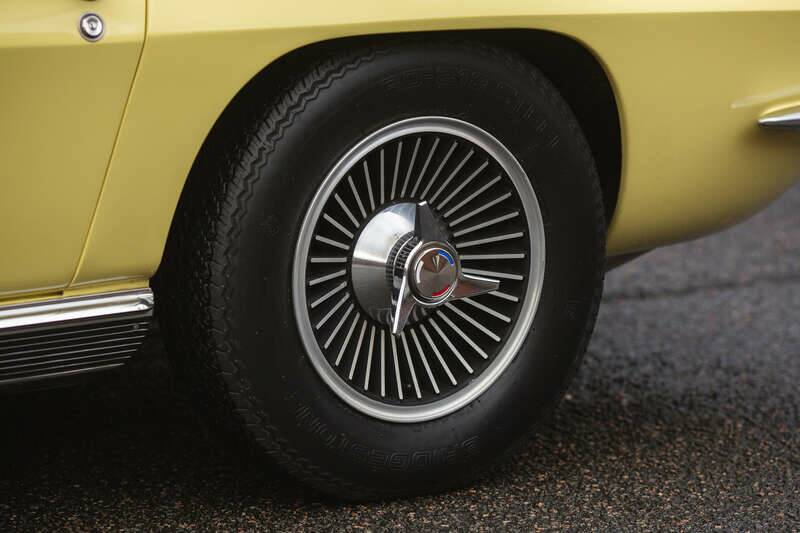 Bild 20/50 von Chevrolet Corvette Sting Ray Convertible (1966)