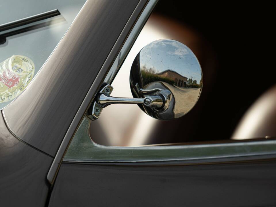 Image 30/50 of Alfa Romeo 6C 2500 SS (1947)