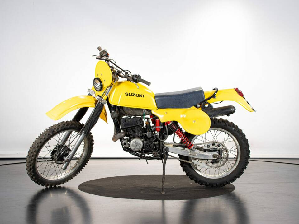 Afbeelding 1/46 van Suzuki PE 175 (1981)