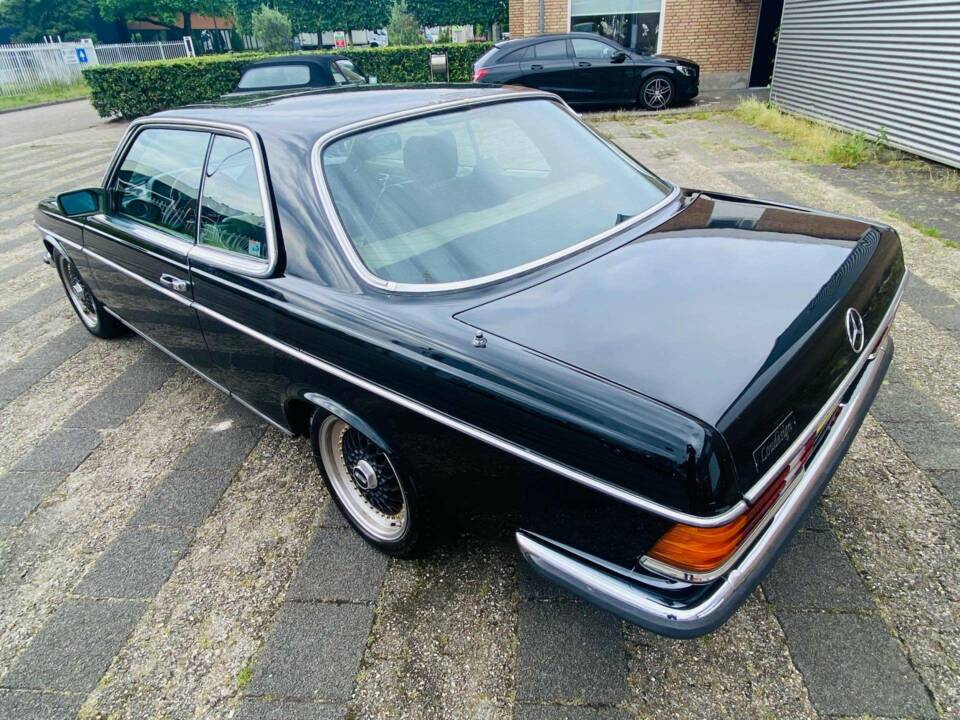 Imagen 35/50 de Mercedes-Benz 230 C (1980)