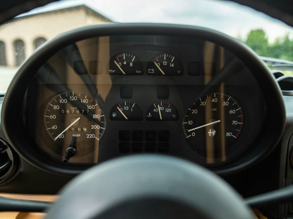 Image 47/50 of Alfa Romeo 2.0 Spider (1991)