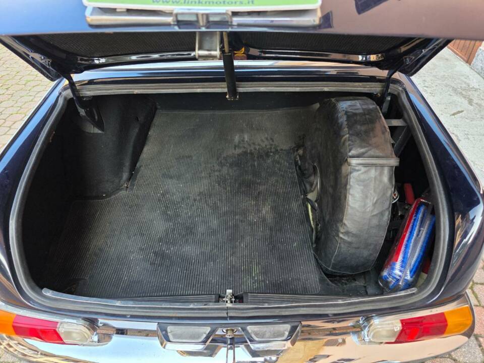 Image 26/38 of Lancia Flavia 1.8 (Pininfarina) (1963)