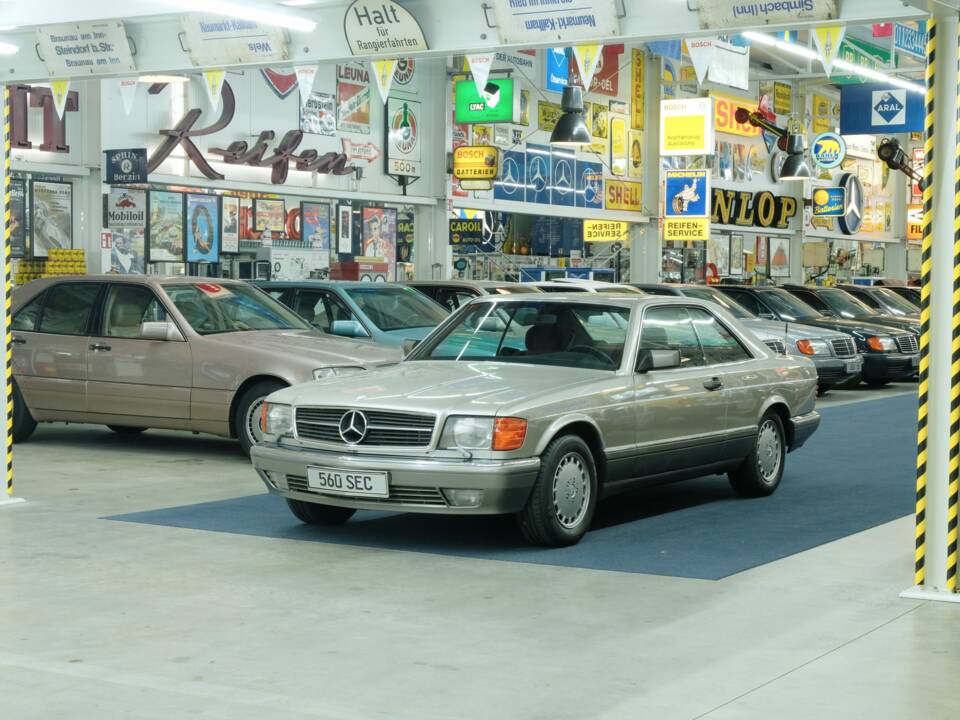 Bild 15/50 von Mercedes-Benz 560 SEC (1986)