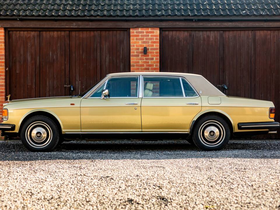 Immagine 2/24 di Rolls-Royce Silver Spur (1981)