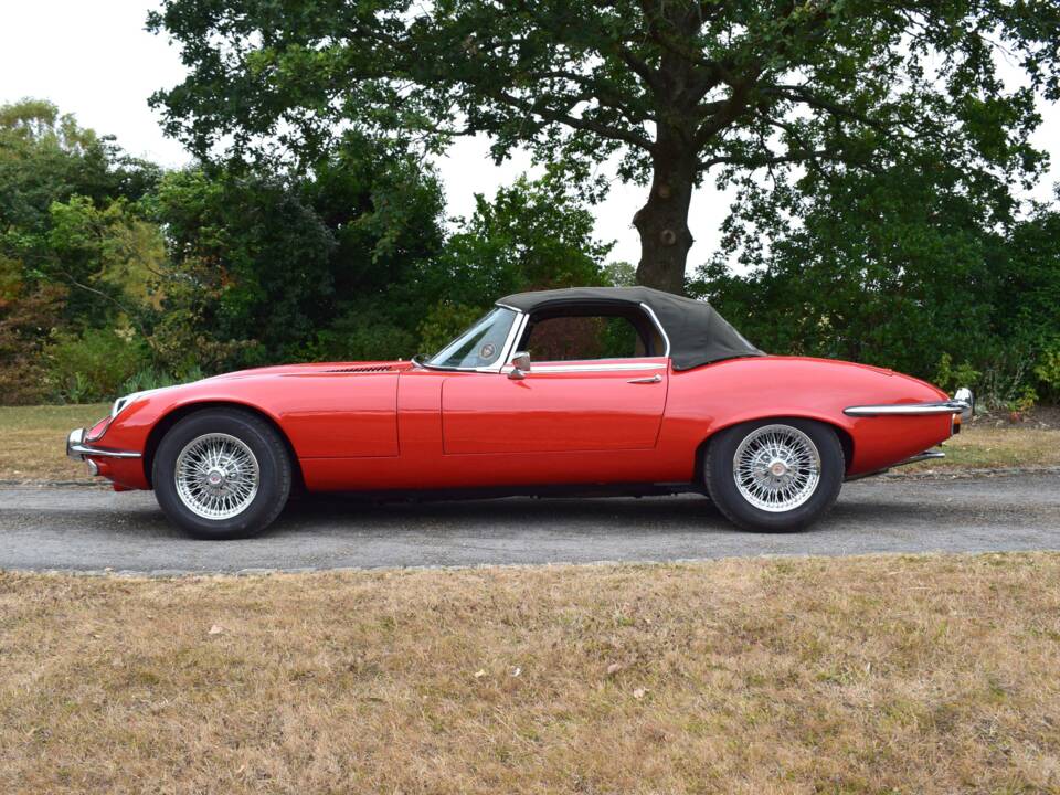 Bild 26/50 von Jaguar E-Type V12 (1974)