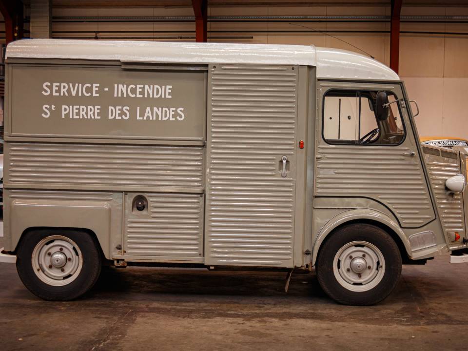 Bild 6/44 von Citroën HY (1974)