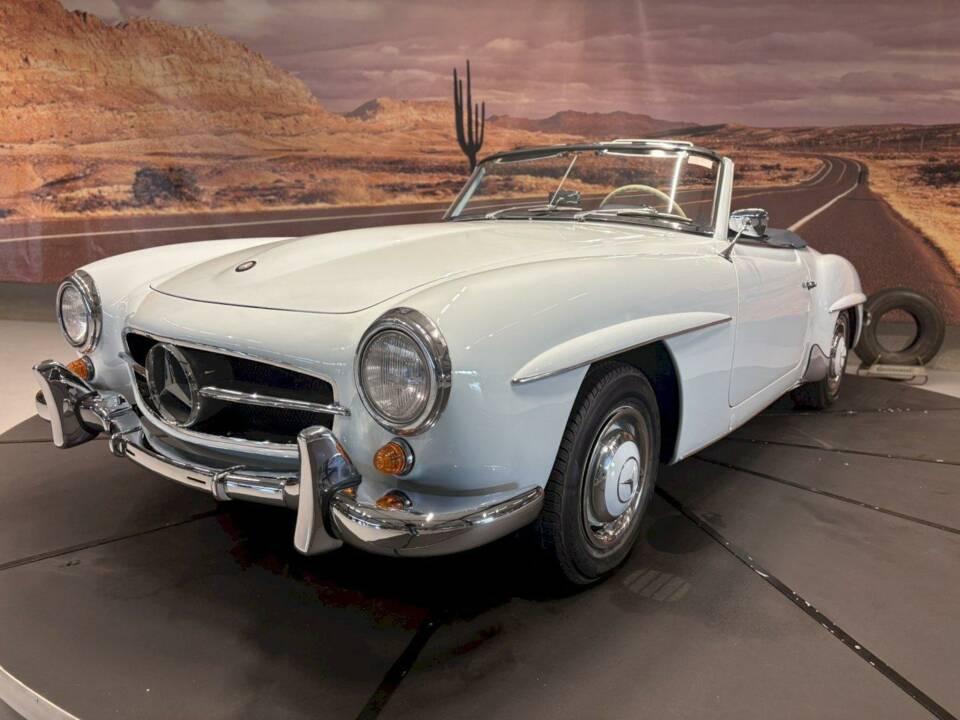 Image 2/43 of Mercedes-Benz 190 SL (1957)