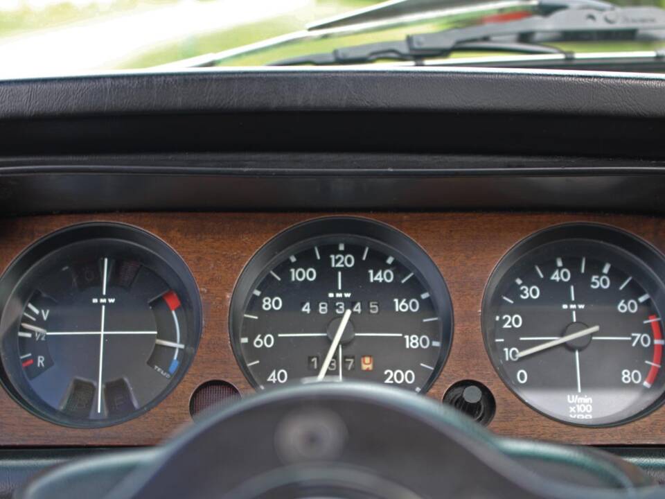 Bild 13/28 von BMW 2002 tii (1974)