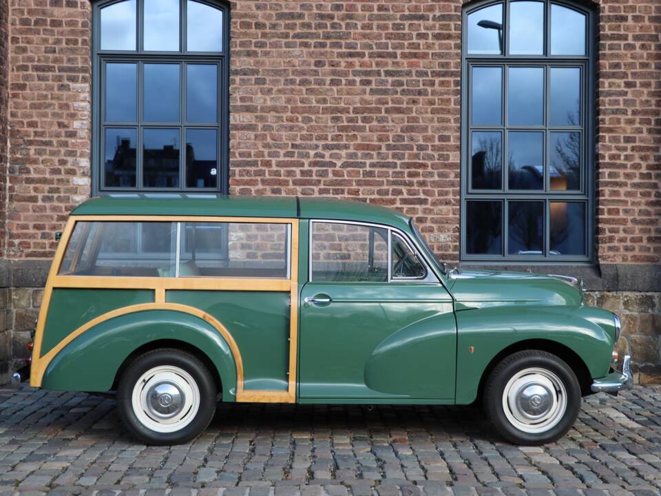 Imagen 2/47 de Morris Minor 1000 Traveller (1966)