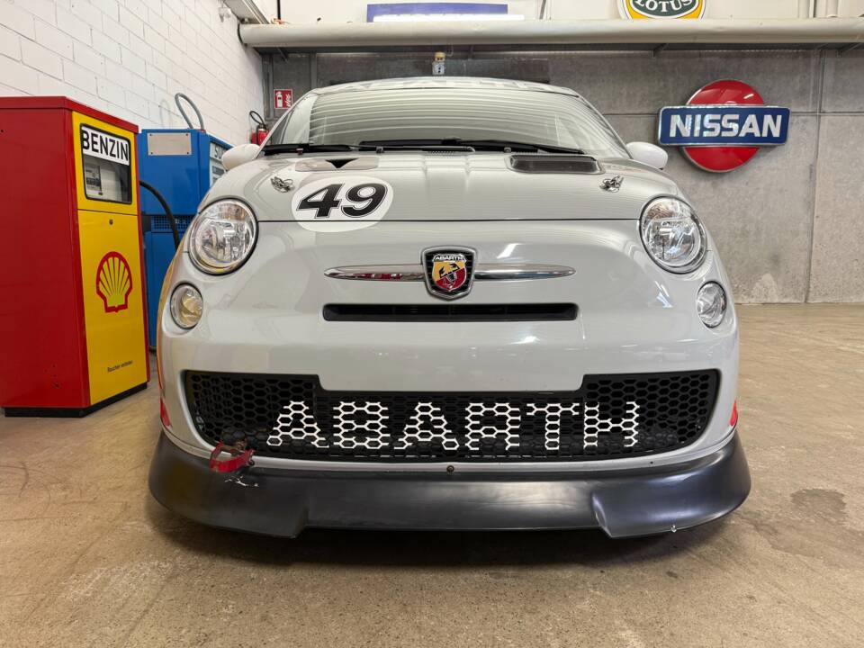 Image 3/17 of Abarth 695 Assetto Corse Evoluzione (2010)