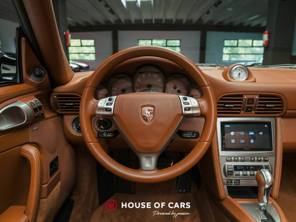 Afbeelding 17/25 van Porsche 911 Carrera 4 (2005)