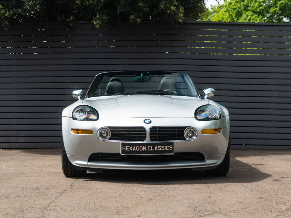 Image 12/53 of BMW Z8 (2001)