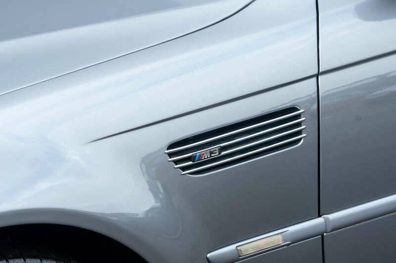 Image 28/50 of BMW M3 (2005)