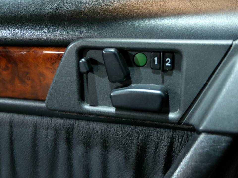 Bild 8/40 von Mercedes-Benz E 500 (1993)