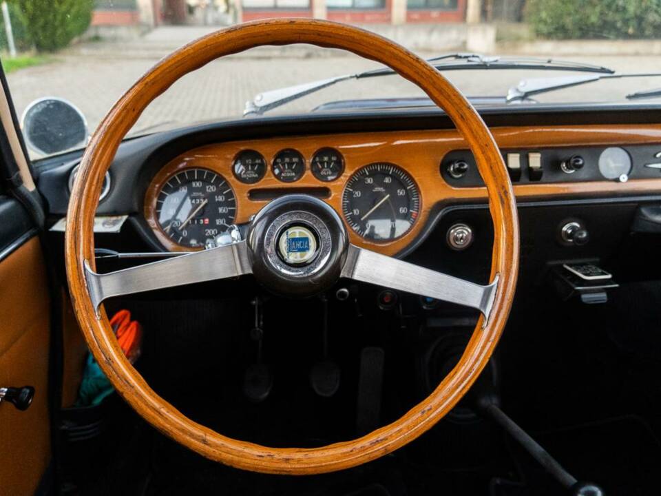 Bild 15/21 von Lancia Fulvia Coupe Rallye (1969)