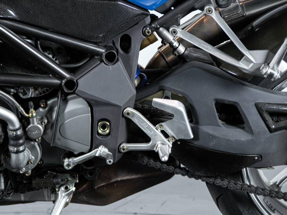 Bild 14/50 von MV Agusta DUMMY (2004)