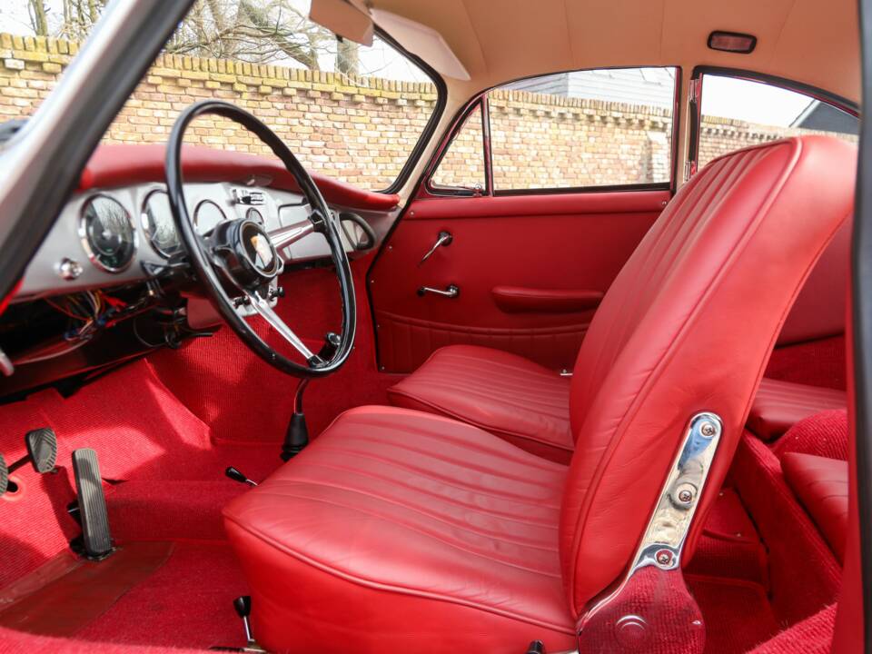 Image 43/50 de Porsche 356 C 1600 (1964)