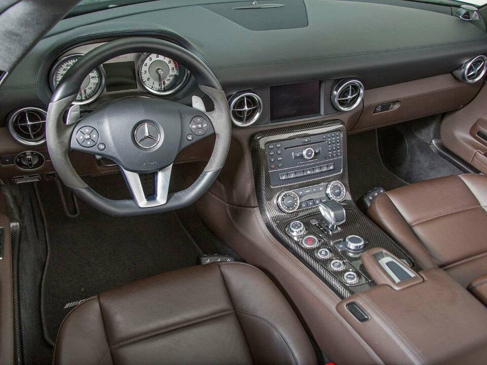 Bild 19/22 von Mercedes-Benz SLS AMG Roadster (2012)