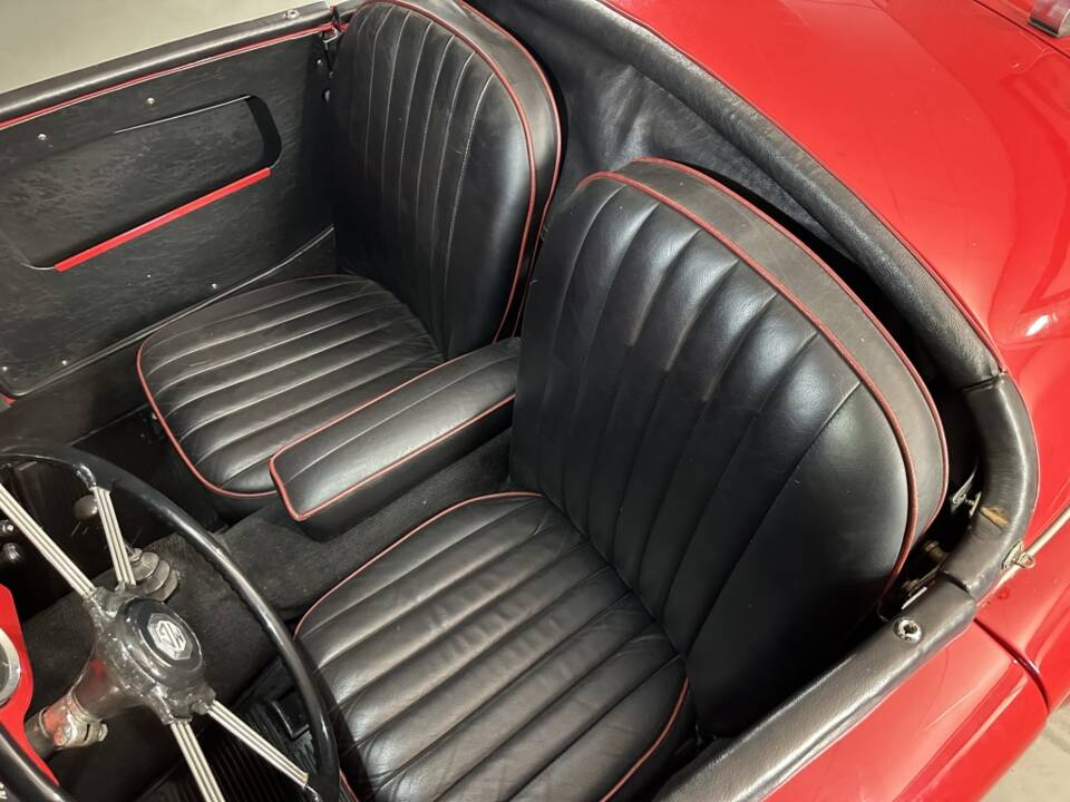 Imagen 19/30 de MG MGA 1600 (1960)