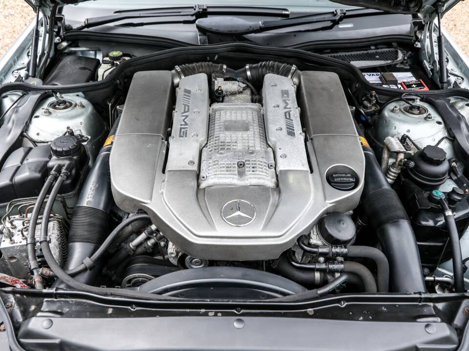 Afbeelding 25/40 van Mercedes-Benz SL 55 AMG (2003)
