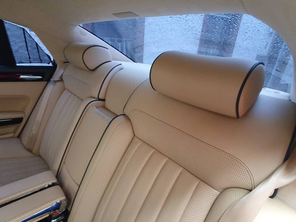 Image 5/18 of Volkswagen Phaeton W12 (2009)