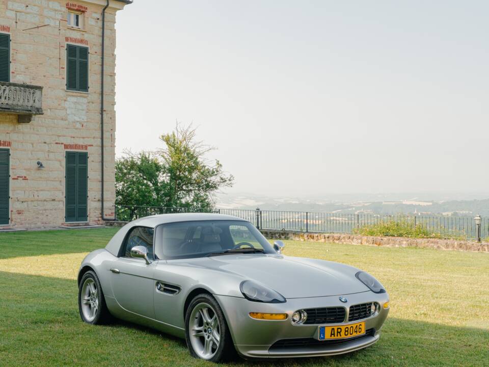 Image 24/185 of BMW Z8 (2001)