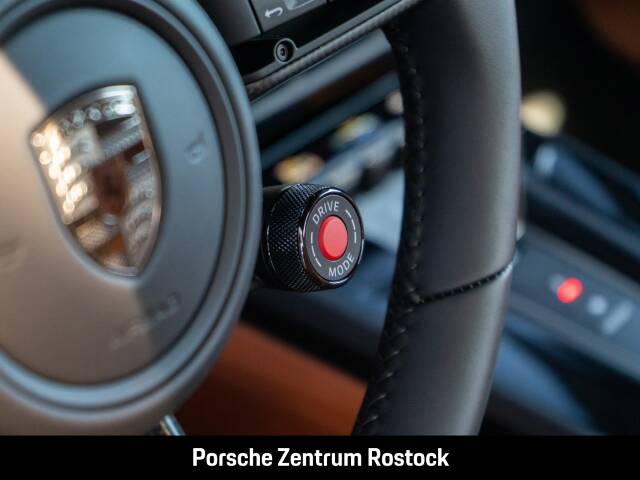 Bild 19/38 von Porsche 911 Turbo S (1900)