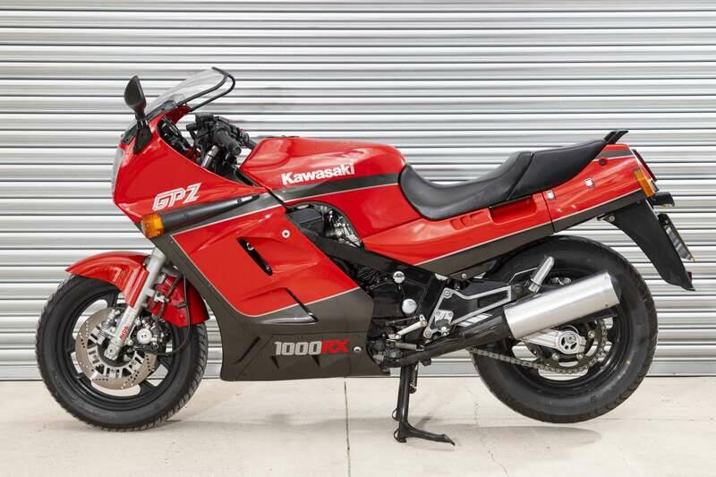 Bild 2/49 von Kawasaki GPz 1000RX (1987)