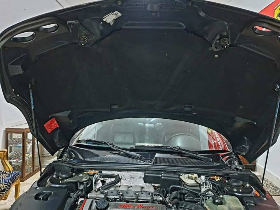 Bild 11/12 von Alfa Romeo GTV 2.0 Twin Spark (1995)