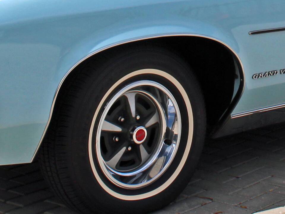 Bild 30/30 von Pontiac Grand Ville (1972)